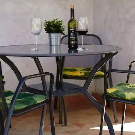 Kucica Bgnm Holiday home *
